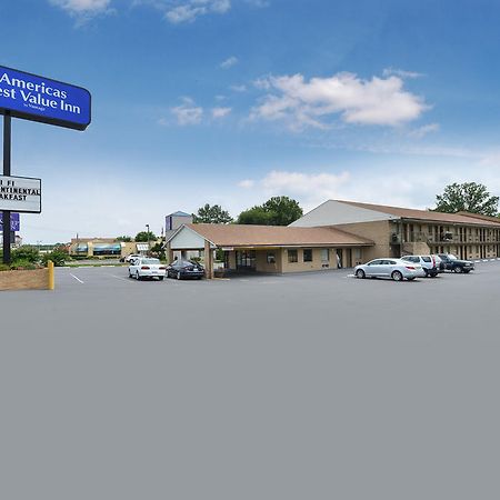 Americas Best Value Inn - Fredericksburg North Buitenkant foto