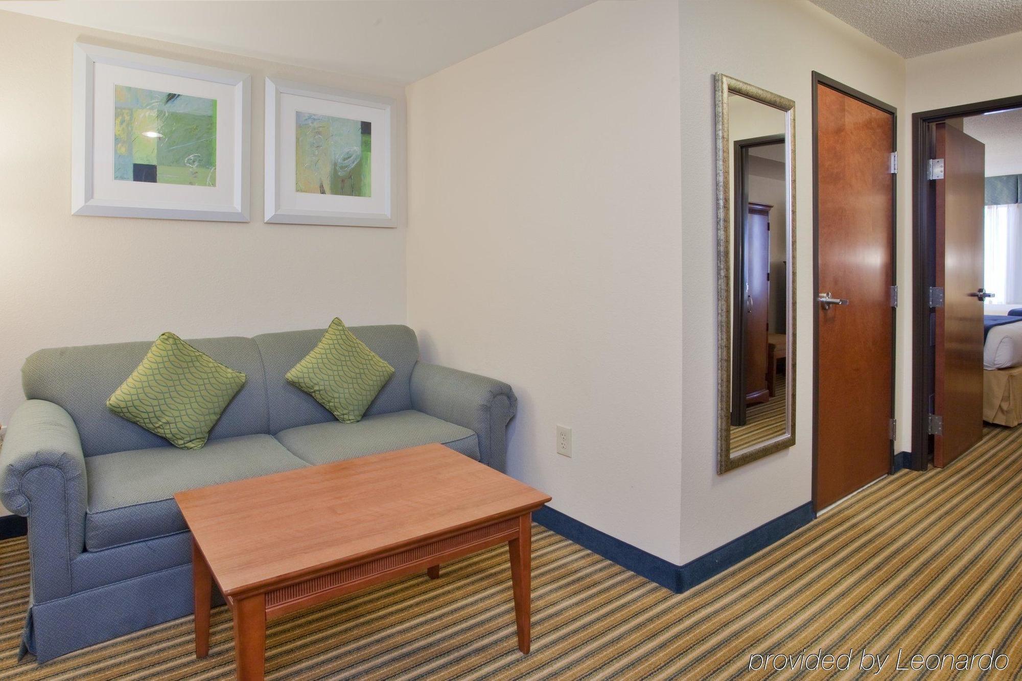 Americas Best Value Inn - Fredericksburg North Buitenkant foto