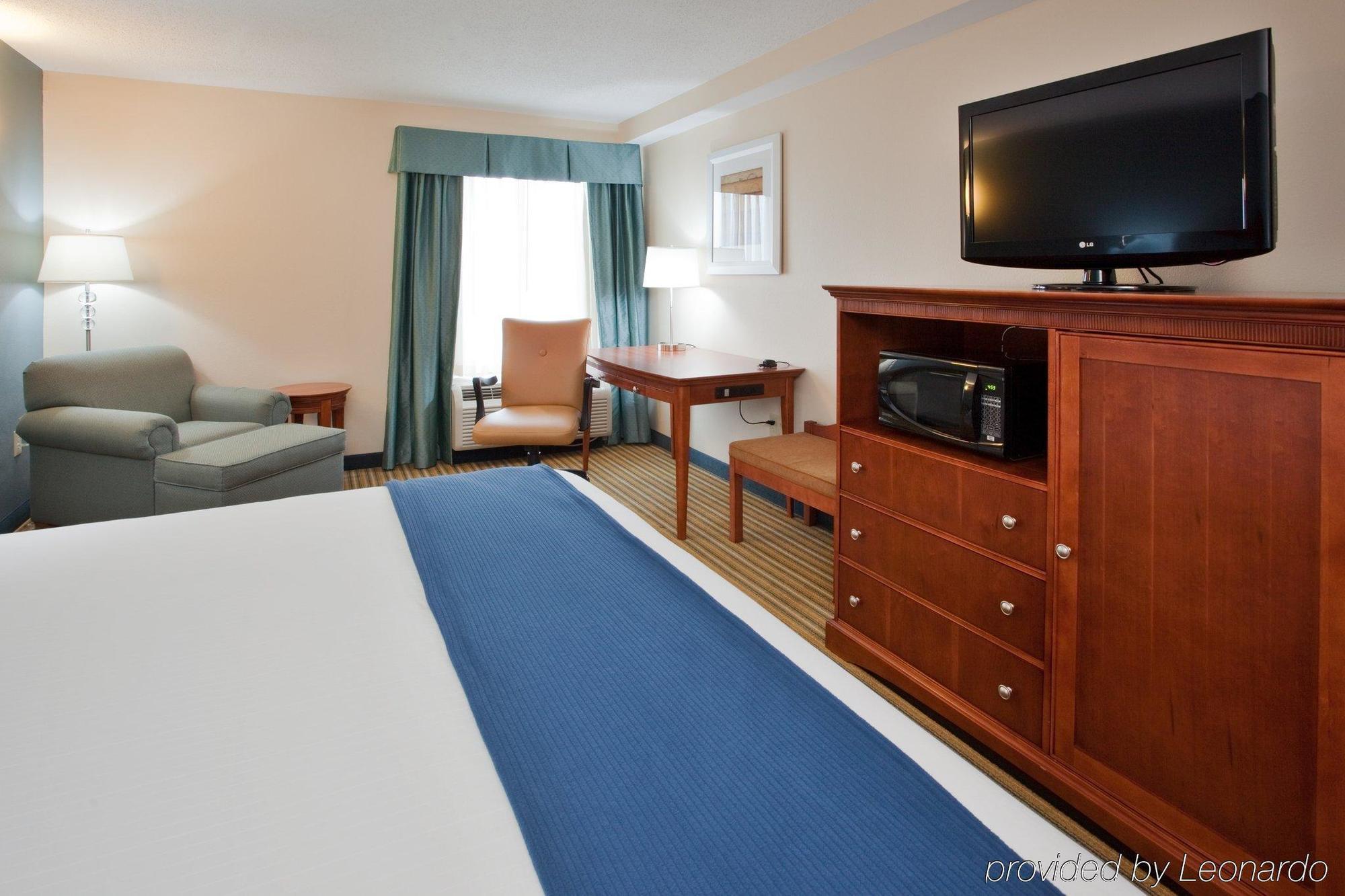 Americas Best Value Inn - Fredericksburg North Buitenkant foto