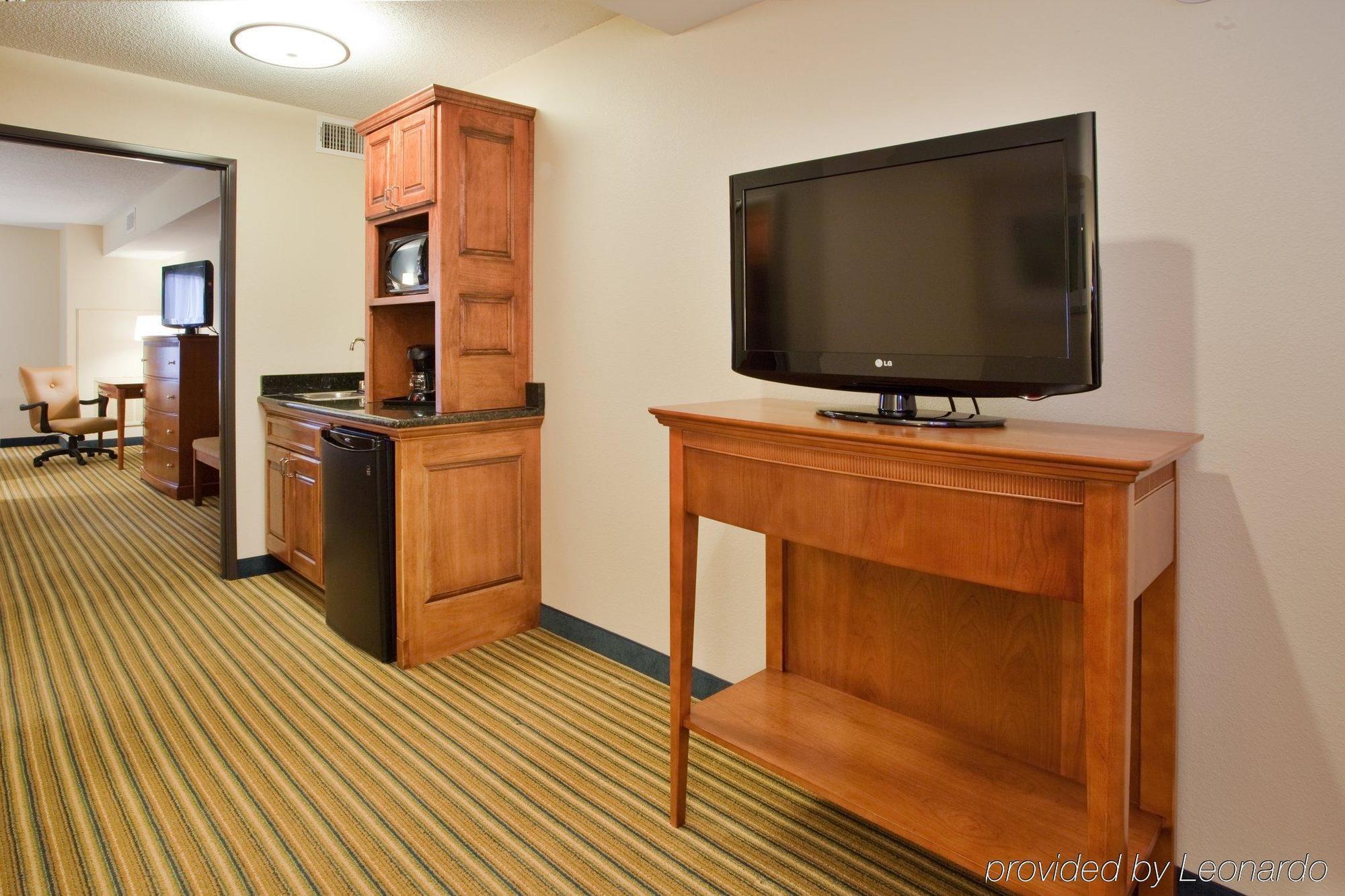 Americas Best Value Inn - Fredericksburg North Buitenkant foto