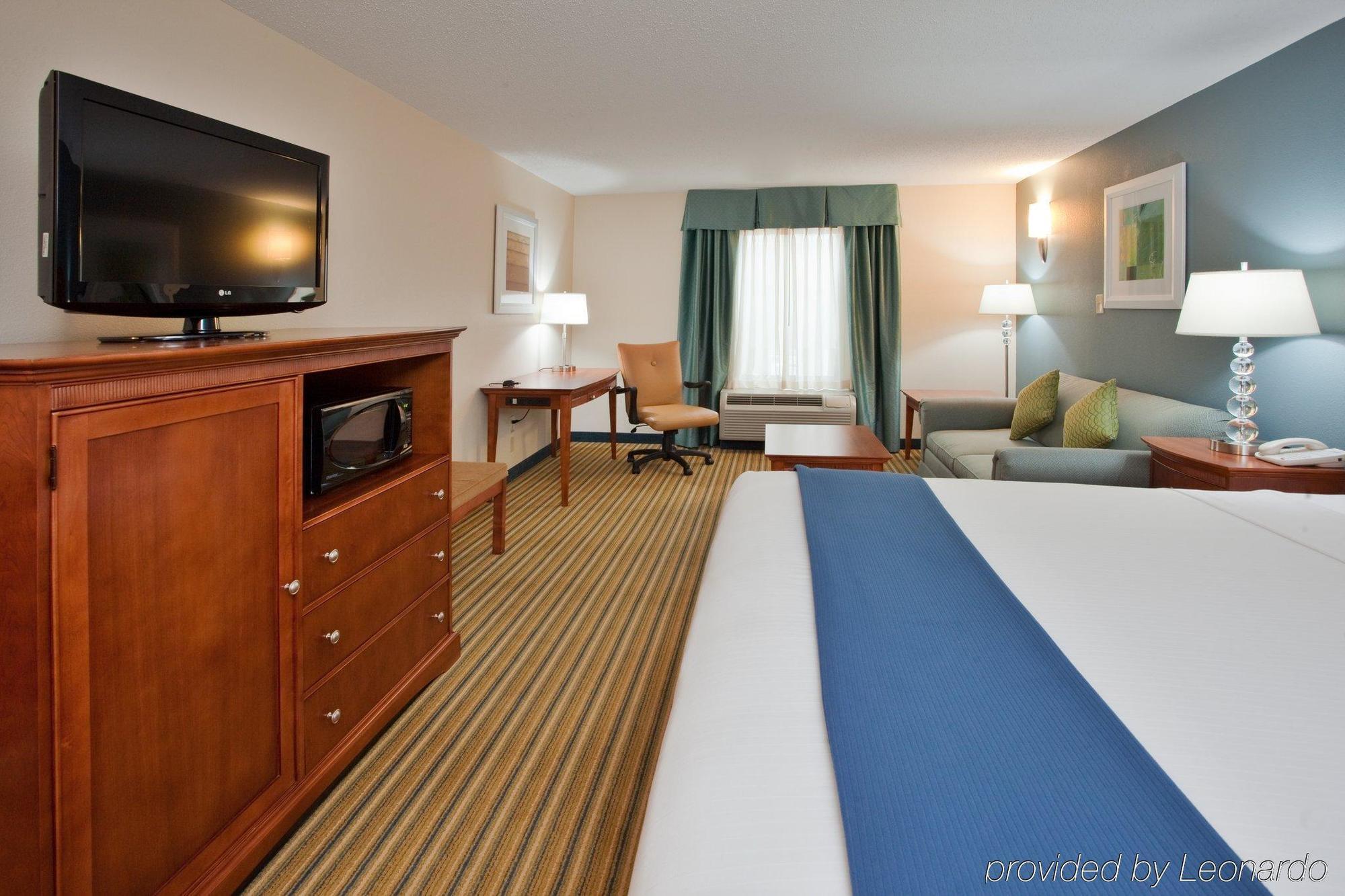 Americas Best Value Inn - Fredericksburg North Buitenkant foto