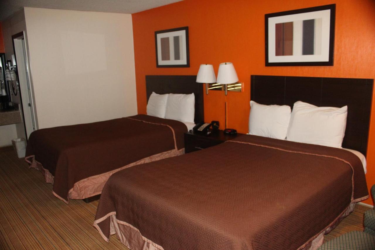 Americas Best Value Inn - Fredericksburg North Buitenkant foto