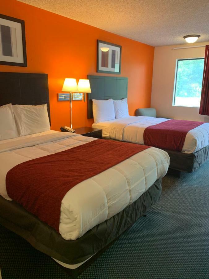 Americas Best Value Inn - Fredericksburg North Buitenkant foto